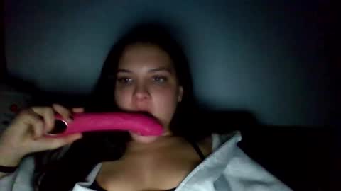 Snapshot of 00syrn chatting on March 5, 2026, 8:54 am 00Syrn online show from March 5, 2026, 8:54 am