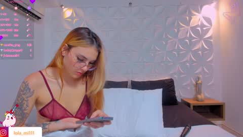 ASHLEY online show from December 2, 2024, 3:36 pm