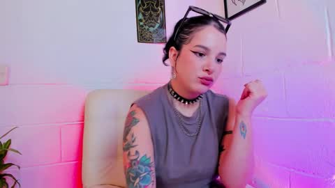 Snapshot of 07stoned chatting on October 6, 2025, 5:10 pm Ela online show from October 6, 2025, 5:10 pm