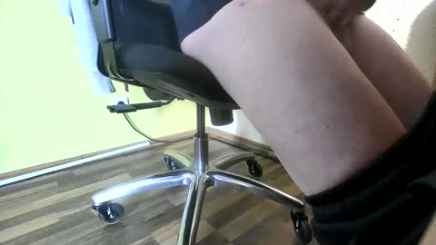 Snapshot of 0815____pet chatting on February 16, 2026, 2:46 pm Peter online show from February 16, 2026, 2:46 pm