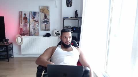 Kingsley online show from May 13, 2026, 4:48 pm