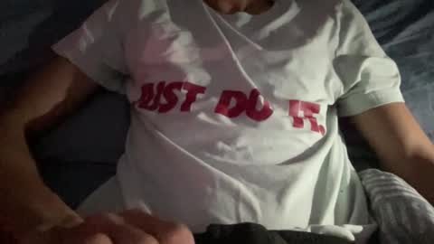 0x0xdeeznut online show from November 1, 2025, 12:51 pm