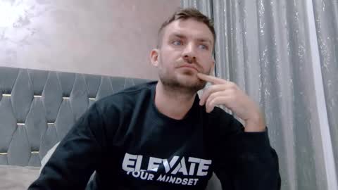 Snapshot of 10in_deluxe chatting on February 6, 2026, 8:51 am 10in_deluxe online show from February 6, 2026, 8:51 am