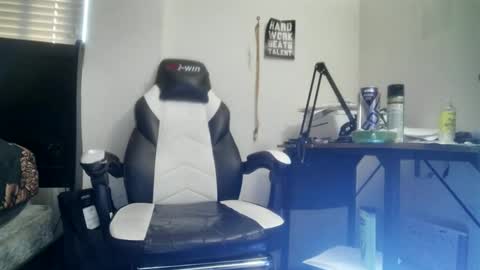 11inchtattedtrinibad online show from November 11, 2025, 11:54 am