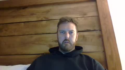 123holt123 online show from July 7, 2026, 2:14 am