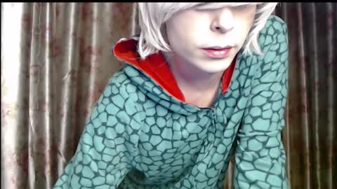 Snapshot of 13_angel_14 chatting on March 12, 2025, 11:12 pm Angelfree online show from March 12, 2025, 11:12 pm