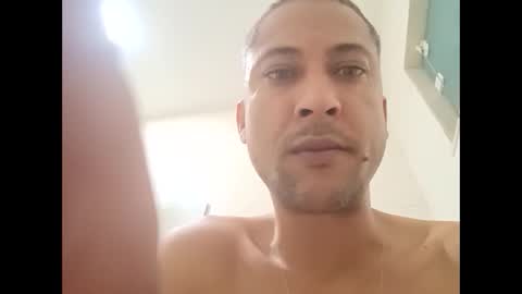 Snapshot of 155decuzinho chatting on December 22, 2025, 3:25 am 155decuzinho online show from December 22, 2025, 3:25 am