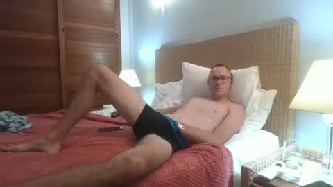 Justin186 online show from February 22, 2025, 2:28 am