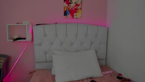 Snapshot of 18candy chatting on February 27, 2026, 10:21 pm 18candy online show from February 27, 2026, 10:21 pm