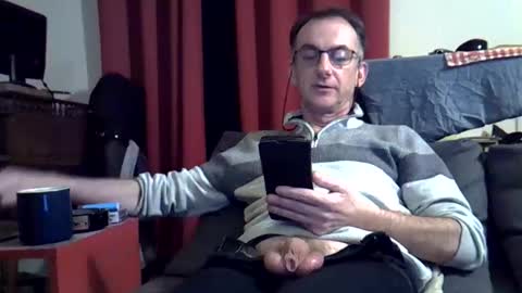 Snapshot of 18remy45 chatting on December 21, 2025, 9:44 pm 18remy45 online show from December 21, 2025, 9:44 pm