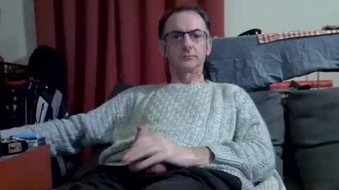 Snapshot of 18remy45 chatting on February 15, 2026, 8:05 pm 18remy45 online show from February 15, 2026, 8:05 pm