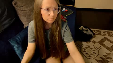    online show from April 4, 2026, 4:59 pm