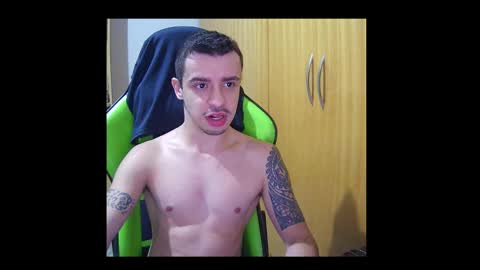 Snapshot of 1good_vibes1 chatting on November 5, 2025, 4:23 am 1good_vibes1 online show from November 5, 2025, 4:23 am