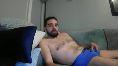 1greeneyez1989 online show from April 3, 2026, 5:16 am