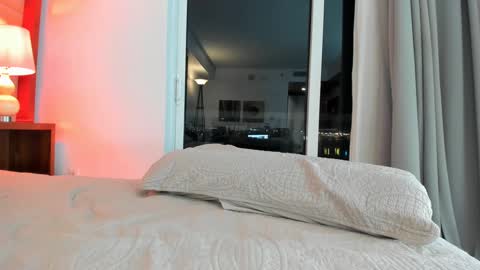 Snapshot of 1lovely1 chatting on December 27, 2024, 3:53 am Onna online show from December 27, 2024, 3:53 am