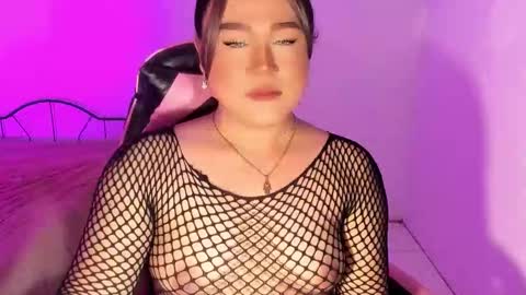 Snapshot of 1lovelymess chatting on September 22, 2025, 3:41 am 1lovelymess online show from September 22, 2025, 3:41 am