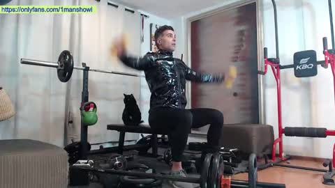 Snapshot of 1manshow11 chatting on January 6, 2026, 11:03 am 1manshow11 online show from January 6, 2026, 11:03 am