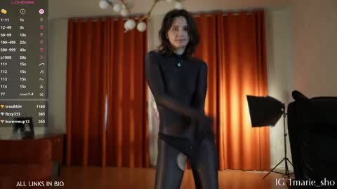 Marie online show from May 23, 2026, 6:23 pm