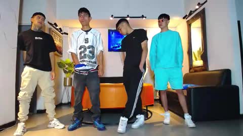 Snapshot of 1pushman chatting on February 24, 2026, 2:04 pm pushman online show from February 24, 2026, 2:04 pm