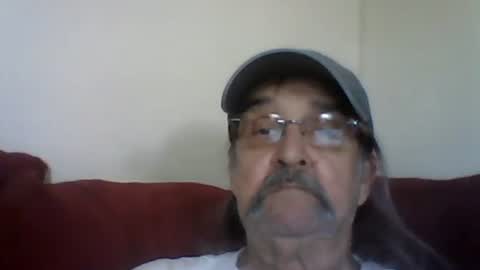 1valentine online show from October 8, 2025, 6:49 pm