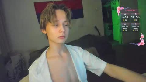 Snapshot of 1vampirella_gs chatting on May 21, 2026, 10:06 pm Milos online show from May 21, 2026, 10:06 pm