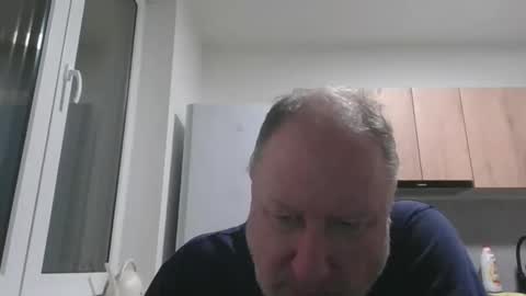 1vaso online show from November 9, 2025, 3:38 am