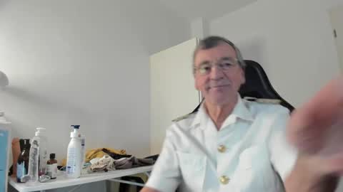 Snapshot of 200gentleman chatting on January 18, 2026, 3:38 pm Henk online show from January 18, 2026, 3:38 pm