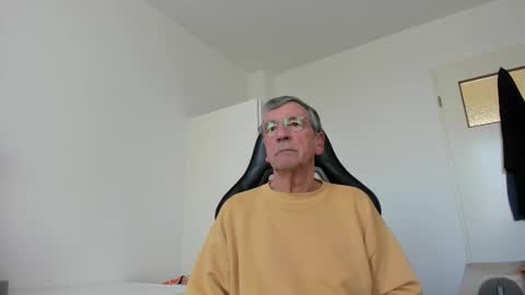 Snapshot of 200gentleman chatting on March 5, 2026, 3:08 pm Henk online show from March 5, 2026, 3:08 pm