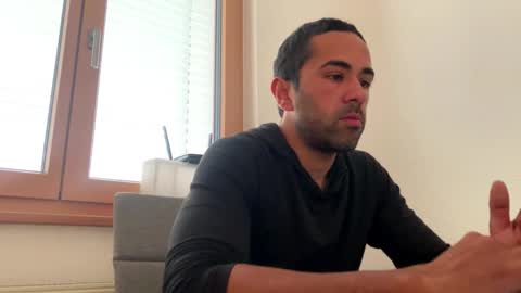 Snapshot of 2025rob chatting on November 22, 2025, 3:11 pm 2025rob online show from November 22, 2025, 3:11 pm