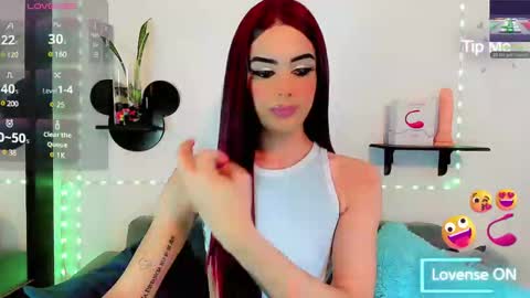 IVANA SICONYKS online show from February 27, 2025, 7:58 pm