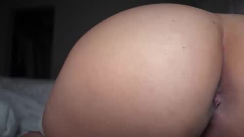 Veronica  online show from October 17, 2025, 2:15 am