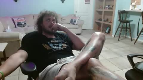 Snapshot of 2dirtyhillbillies chatting on February 27, 2026, 12:10 am ThrillBilly online show from February 27, 2026, 12:10 am