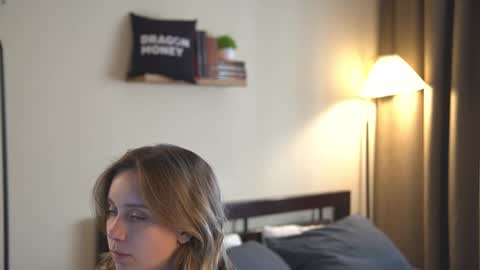 Snapshot of 2girls_1dream chatting on March 24, 2026, 2:22 pm Elley online show from March 24, 2026, 2:22 pm