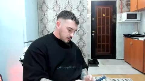 Snapshot of 2sexymuscles chatting on February 24, 2026, 8:40 pm 2sexymuscles online show from February 24, 2026, 8:40 pm