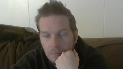 2small4you83 online show from January 10, 2025, 12:38 am