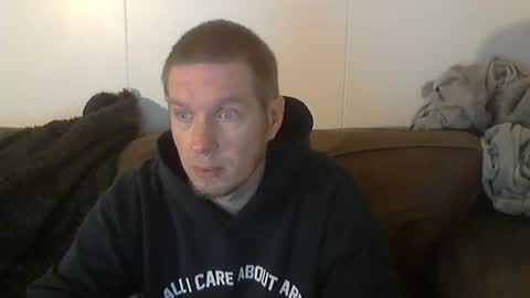 2small4you83 online show from March 7, 2025, 12:58 am