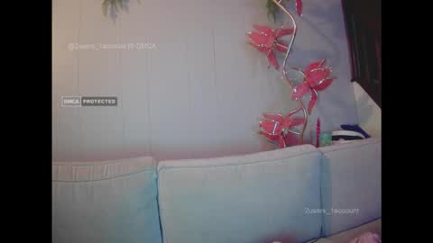 Snapshot of 2users_1account chatting on January 10, 2026, 4:03 am 2users_1account online show from January 10, 2026, 4:03 am