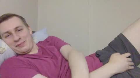 Snapshot of 3andy3 chatting on December 19, 2025, 8:32 am Andy online show from December 19, 2025, 8:32 am