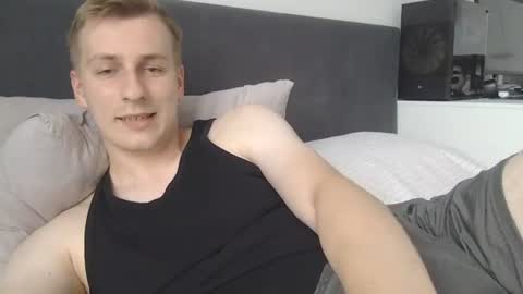 Snapshot of 3andy3 chatting on July 14, 2026, 6:29 am Andy online show from July 14, 2026, 6:29 am