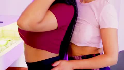 independent model online show from January 16, 2025, 3:35 pm