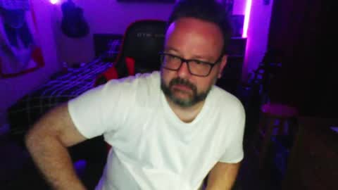 3ndlessmike online show from May 18, 2026, 10:54 am