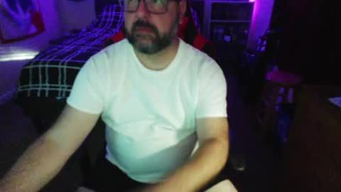 3ndlessmike online show from May 25, 2026, 11:49 am