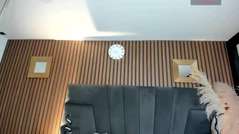 3X NAXAA online show from February 11, 2026, 2:33 pm