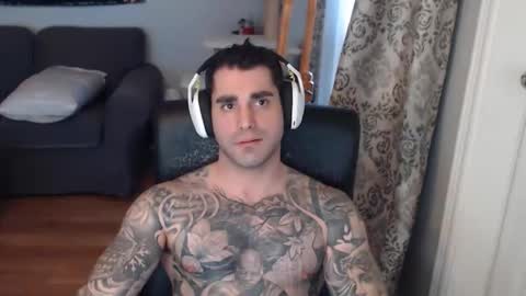 Snapshot of 420randomguy chatting on February 16, 2026, 8:38 pm Anomander Rake online show from February 16, 2026, 8:38 pm