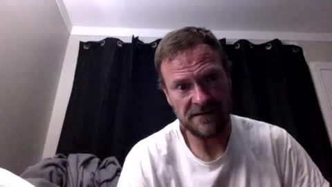 4djmoore online show from April 15, 2026, 2:40 am
