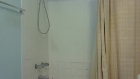 5m0o74a55 online show from October 19, 2025, 3:12 pm