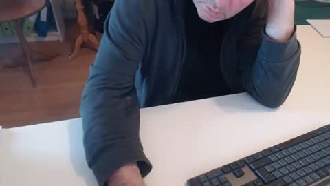 69pifpaf online show from February 20, 2025, 12:04 pm