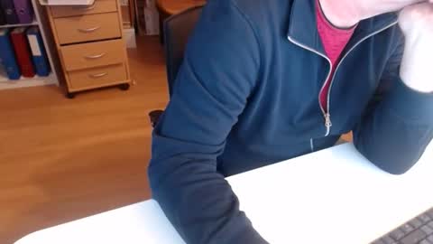 69pifpaf online show from December 15, 2025, 7:23 am