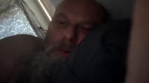 69singledad79 online show from June 14, 2026, 1:02 pm