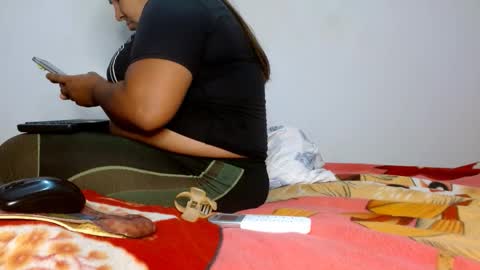 Snapshot of 69smallstar chatting on November 16, 2025, 6:02 pm star online show from November 16, 2025, 6:02 pm